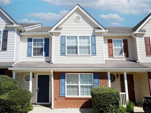 5338 Creekview Ln, Morrow, GA 30260