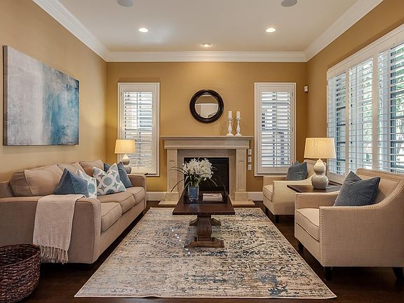 4th image of 100 S University Blvd Unit 9