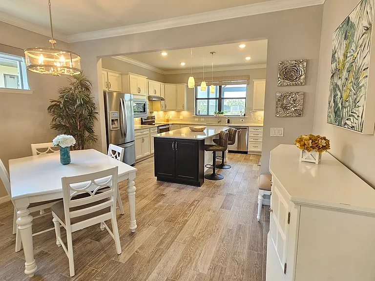 13858 Campoleone St — Photo 21