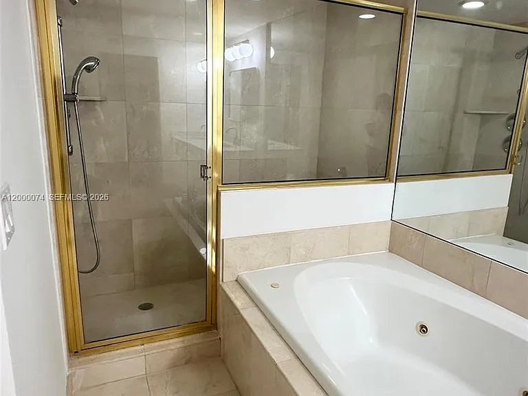 8925 Collins Ave #2J — Photo 23