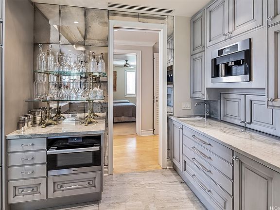 4th image of 1740 S Beretania St #25