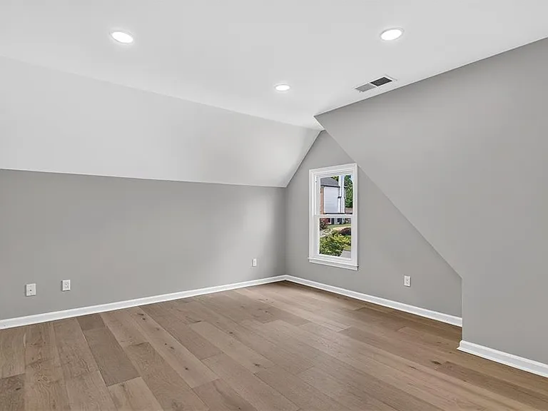475 Trammell Dr — Photo 32