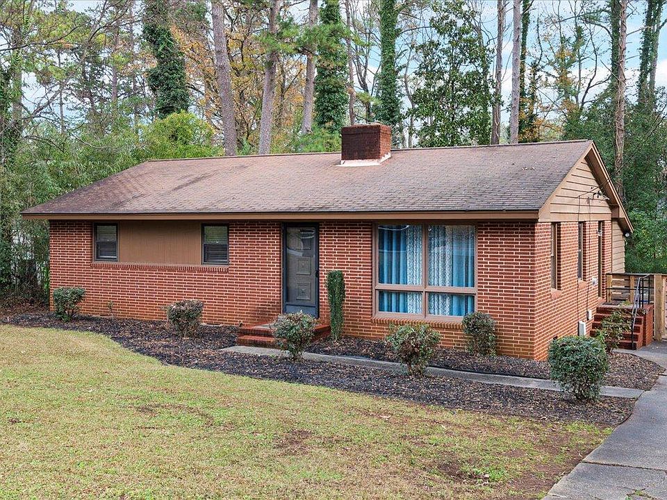 1st image of 2946 Glenridge Dr