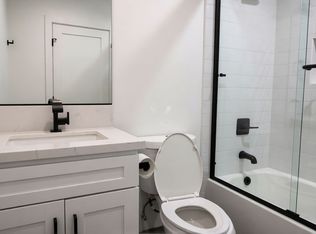 6049 Blackthorne Ave #2, Lakewood, CA 90712