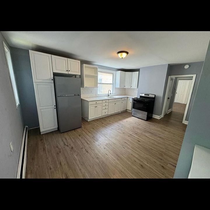 1st image of 22 N 19th St #2L