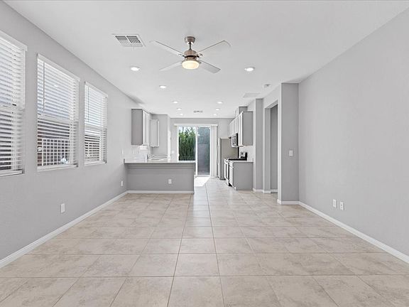 4th image of 3464 Jade Flower St