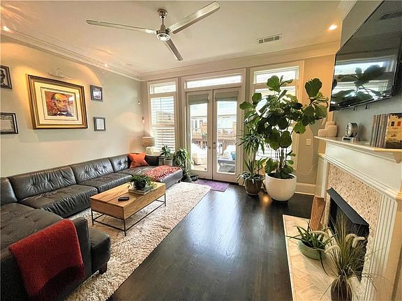3rd image of 2136 Havenwood Trl NE