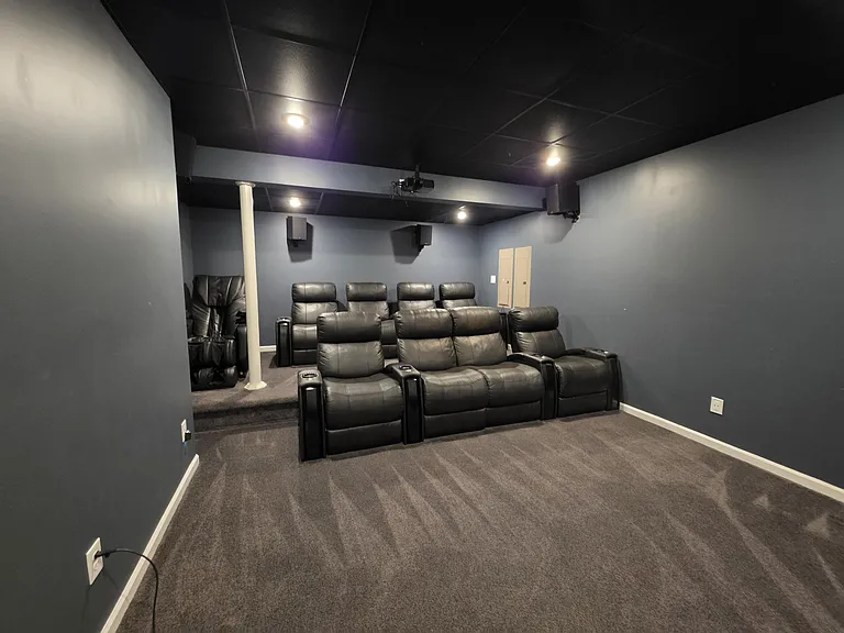 Movie Room - 7.1 Surround Sound