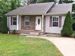2043 Leota St, Springfield, TN 37172