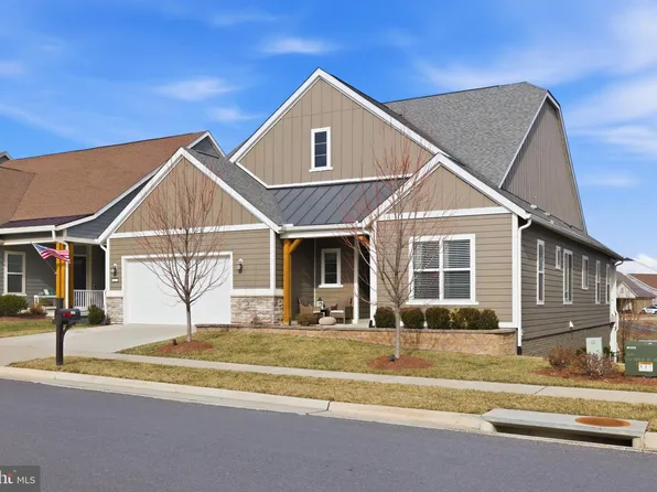 117 Pintail Way, Lake Frederick, VA 22630