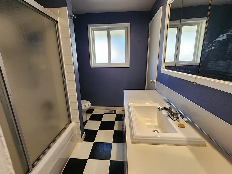 920 Brighton Ave — Photo 4