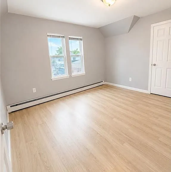 40 Norwich Ave #3 — Photo 7