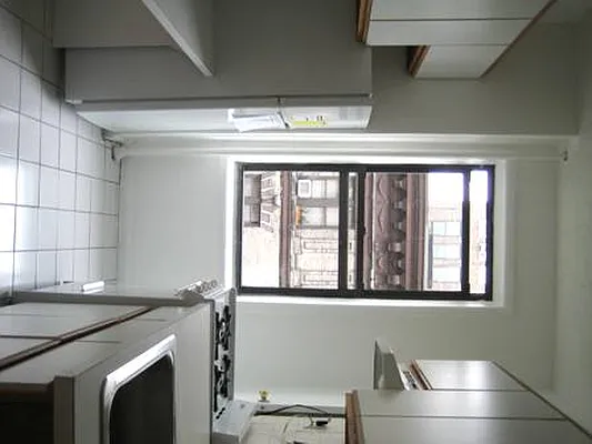 Rented by City Connections Realty | media 57