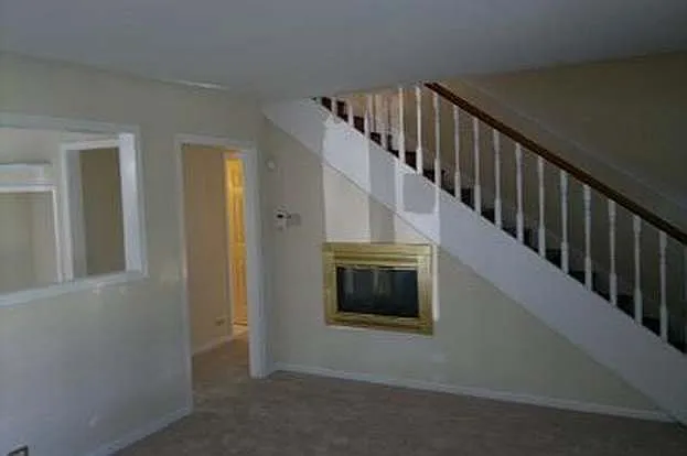 18722 Hamlin Ave — Photo 37