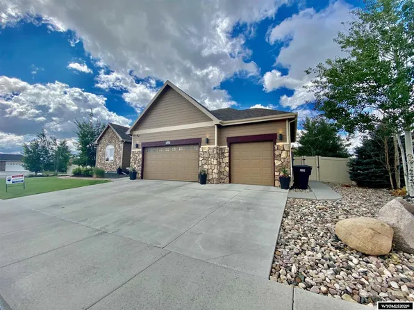6137 Coronado Dr, Casper, WY 82609