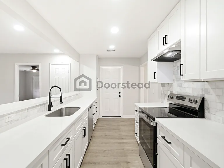 9002 San Jose Ave — Photo 12