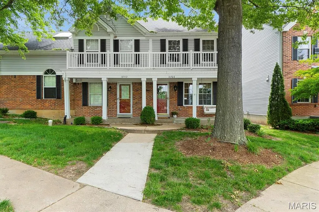 16504 Carriage View Ct photo 1