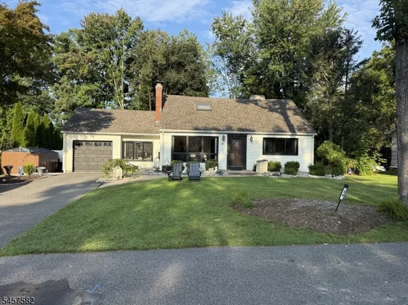 34 Northwood Dr, West Milford Twp., NJ 07480