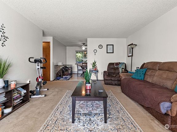 5th image of 1103 1103 1/2 Galloway Street