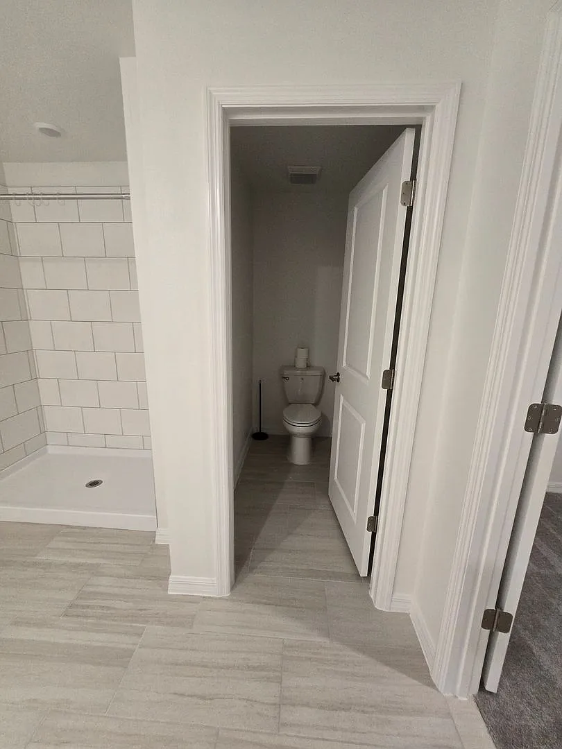 Beautiful 4 bedroom 2 bath — Photo 4