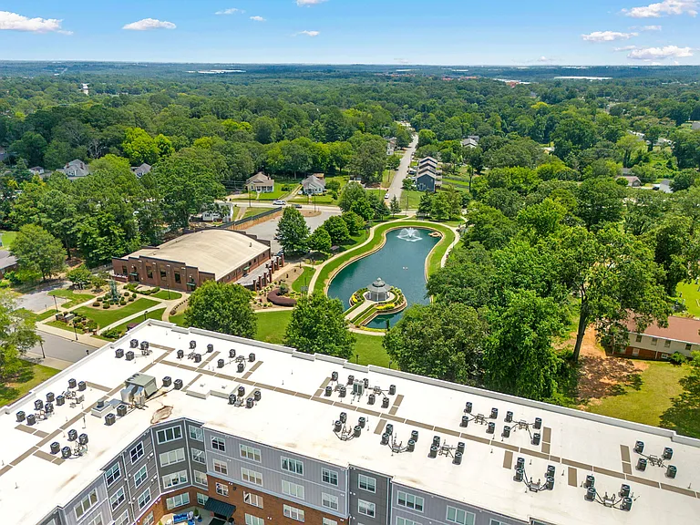 Park View Greer — Photo 10