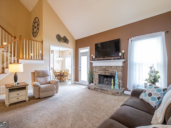 5th image of 4967 Reed Field Dr