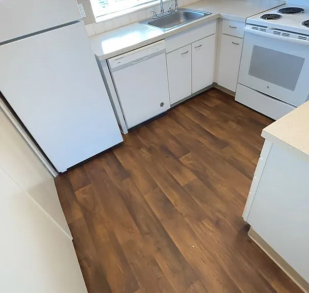 1401 N Springbrook Rd — Photo 36
