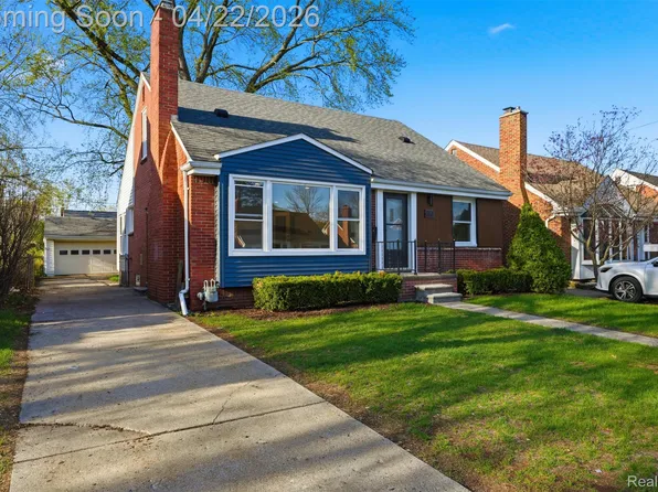 23304 Oak St, Dearborn, MI 48128