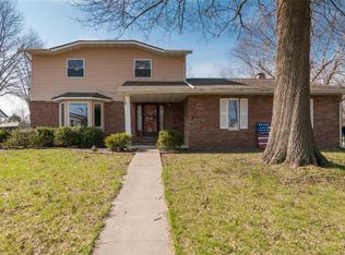 401 Audrey Ln, New Baden, IL