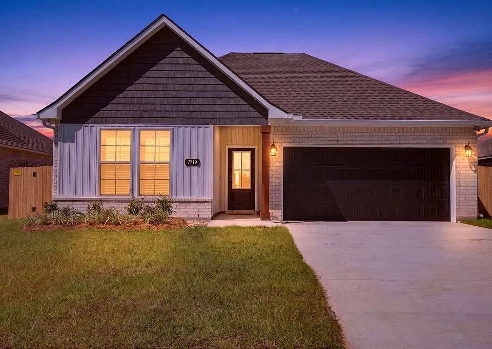 7719 Claymont Cir
