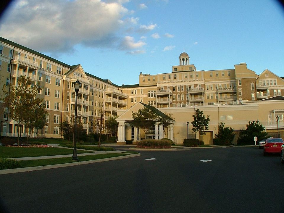 The Front Entrance of The E&S