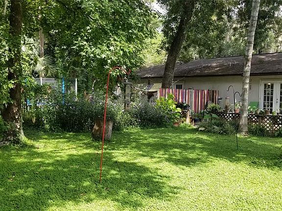 4th image of 894 Douglass Ave #896