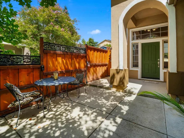 1374 Bayberry Ct, Lincoln, CA 95648