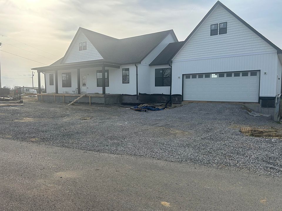 1st image of 330 Turner Ridge Rd