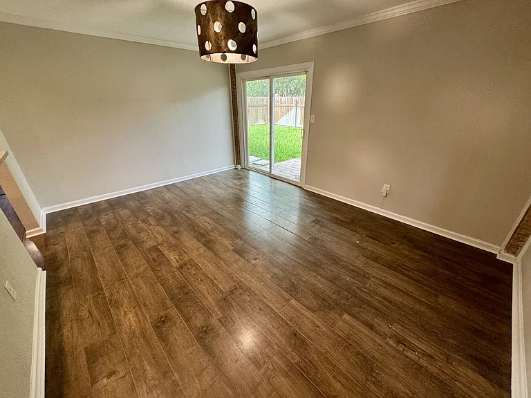 1723 Corita St — Photo 10