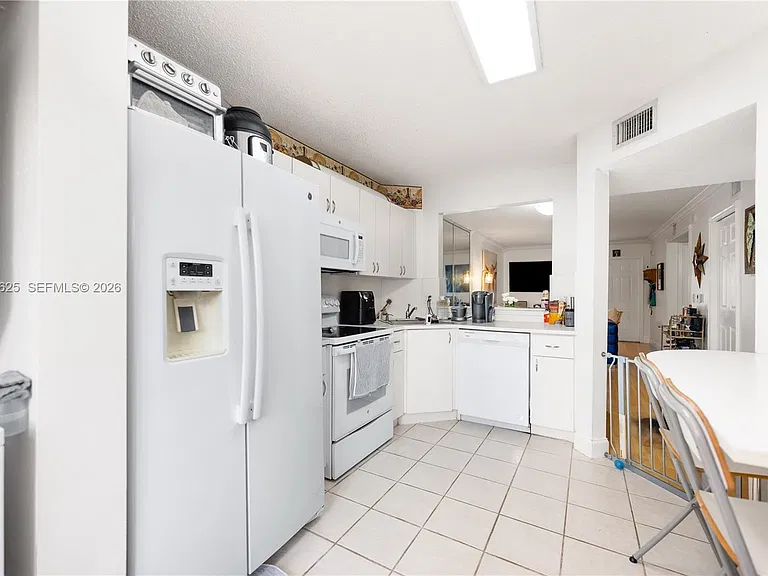 7760 NW 22nd St #103 — Photo 8