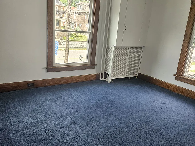 725 Ferndale Ave — Photo 13