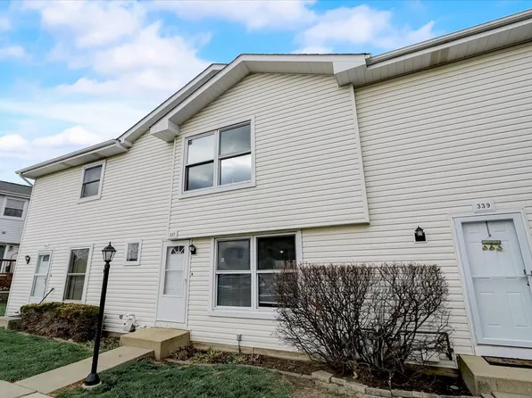 337 Peppertree Ln, Aurora, IL 60504