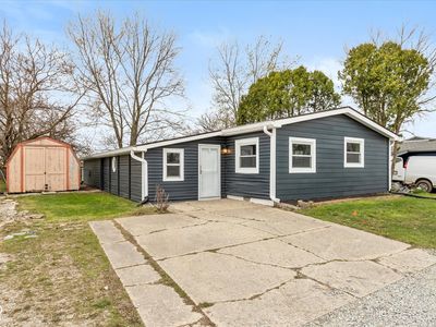 14 Fountain Lake Dr, Greenfield, IN, 46140
