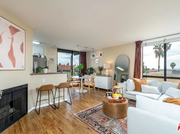 7320 Hawthorn Ave APT 121, Los Angeles, CA 90046