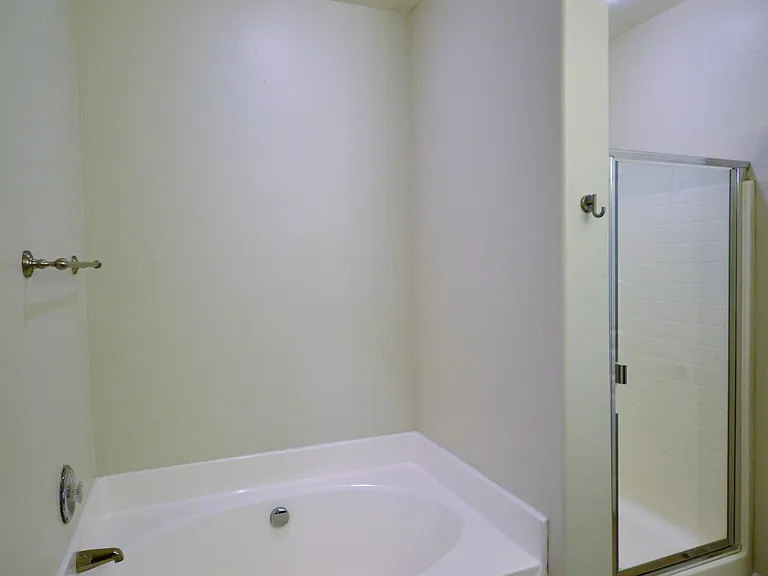 1225 N 36th St #1128 — Photo 17