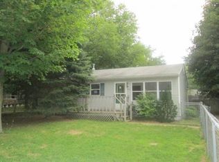 2832 Glendale Blvd, Kalamazoo, MI 49004