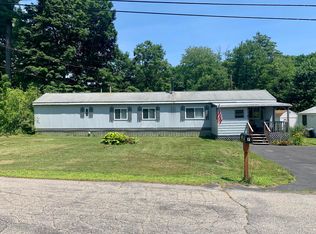 7 Armour Dr, Kittery, ME 03904