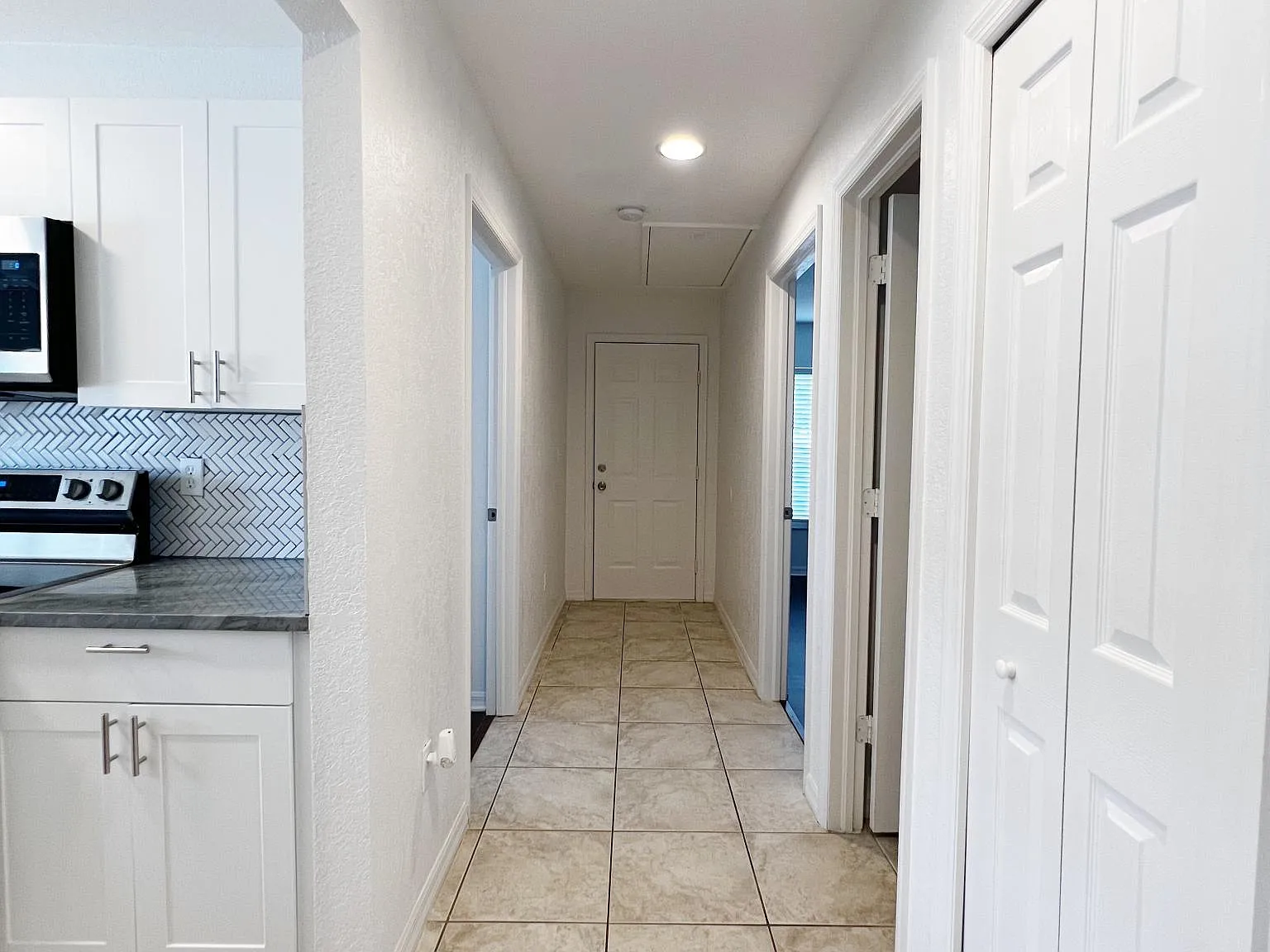 4928 Tampa Downs Blvd — Photo 4
