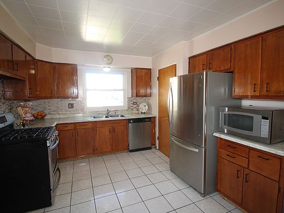 5th image of 1011 S Dunton Ave