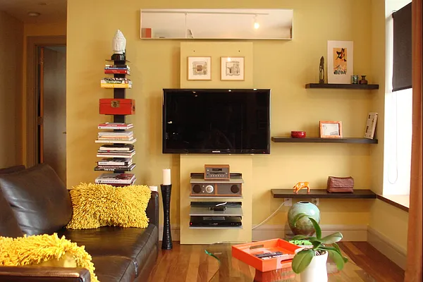 Sold by Corcoran | media 8