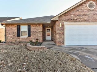 1110 Southridge Dr, Purcell, OK 73080