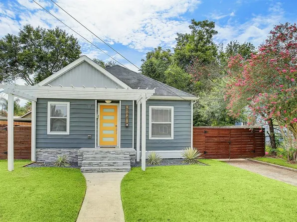 914 Joyce St, Houston, TX 77009