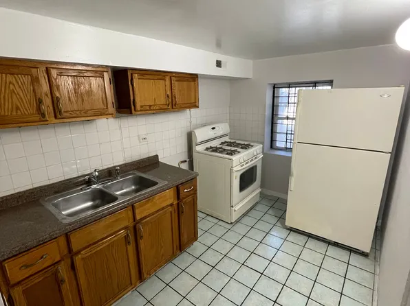 2230 S Kedzie Ave, Chicago, IL 60623