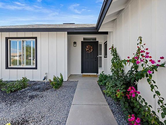 3rd image of 5147 E Beck Lane